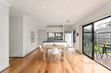 https://images.listonce.com.au/custom/160x/listings/442a-hull-road-mooroolbark-vic-3138/628/01702628_img_03.jpg?fD2TW7OwOZQ