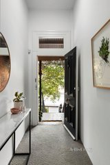 https://images.listonce.com.au/custom/160x/listings/443-abbotsford-street-north-melbourne-vic-3051/268/01641268_img_04.jpg?AVZgJ66xC3I