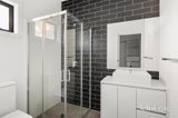 https://images.listonce.com.au/custom/160x/listings/443-linden-avenue-ivanhoe-vic-3079/584/01942584_img_09.jpg?M9Ms9xR8soI
