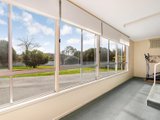 https://images.listonce.com.au/custom/160x/listings/443-william-street-castlemaine-vic-3450/184/00960184_img_05.jpg?b4yRQ9lyqXQ