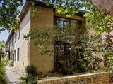 https://images.listonce.com.au/custom/160x/listings/447-ruskin-street-elwood-vic-3184/998/01794998_img_04.jpg?a9ssCykv6Rg