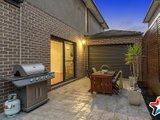 https://images.listonce.com.au/custom/160x/listings/447a-carronvale-road-mooroolbark-vic-3138/295/01526295_img_21.jpg?ZK97KMNxdII