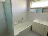 https://images.listonce.com.au/custom/160x/listings/448-huntingdale-road-mount-waverley-vic-3149/534/01951534_img_06.jpg?aO-QlOOxunM