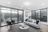 https://images.listonce.com.au/custom/160x/listings/44a-daley-street-bentleigh-vic-3204/093/01510093_img_05.jpg?rBSkCrCUfLY