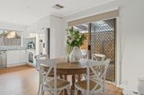 https://images.listonce.com.au/custom/160x/listings/44a-station-street-aspendale-vic-3195/550/01683550_img_05.jpg?1EW5CIUrnUA