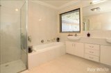 https://images.listonce.com.au/custom/160x/listings/44b-pepperell-avenue-glen-waverley-vic-3150/834/01700834_img_04.jpg?GzMJlQsTMlE