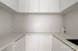 https://images.listonce.com.au/custom/160x/listings/44b-second-street-parkdale-vic-3195/181/01776181_img_08.jpg?av2tO0jw_IQ