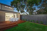 https://images.listonce.com.au/custom/160x/listings/44b-warwick-street-bentleigh-east-vic-3165/762/00764762_img_07.jpg?opZLuccmQuM