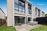 https://images.listonce.com.au/custom/160x/listings/45-amadeo-way-chirnside-park-vic-3116/826/01985826_img_04.jpg?0dTXk8FxtAg