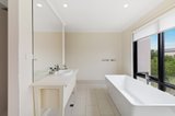 https://images.listonce.com.au/custom/160x/listings/45-amadeo-way-chirnside-park-vic-3116/826/01985826_img_08.jpg?pcQKXRn5VCY