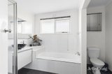 https://images.listonce.com.au/custom/160x/listings/45-cara-road-highton-vic-3216/749/01748749_img_06.jpg?vTGcRS_Zgz8