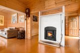 https://images.listonce.com.au/custom/160x/listings/45-central-springs-road-daylesford-vic-3460/242/01253242_img_08.jpg?5YQvgKRRNgc