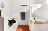 https://images.listonce.com.au/custom/160x/listings/45-clyde-street-thornbury-vic-3071/516/01753516_img_11.jpg?OvvW8qHyWA0