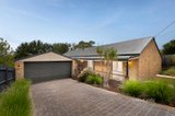 https://images.listonce.com.au/custom/160x/listings/45-country-club-drive-chirnside-park-vic-3116/171/01651171_img_01.jpg?EKLoeTv2AjY