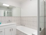 https://images.listonce.com.au/custom/160x/listings/45-geoffrey-drive-kilsyth-vic-3137/434/01524434_img_10.jpg?XSgAJ-izSfU