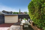 https://images.listonce.com.au/custom/160x/listings/45-hunter-street-richmond-vic-3121/556/01127556_img_11.jpg?qf1s3AKWQyY