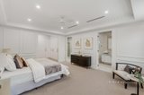 https://images.listonce.com.au/custom/160x/listings/45-illuka-crescent-mount-waverley-vic-3149/437/01624437_img_14.jpg?RJjUq-nRub8