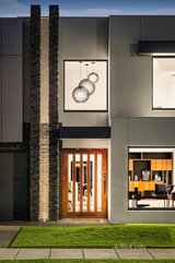 https://images.listonce.com.au/custom/160x/listings/45-insignia-boulevard-alfredton-vic-3350/648/01717648_img_10.jpg?dwOBNu6sRlQ