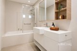 https://images.listonce.com.au/custom/160x/listings/45-ironbark-crescent-ivanhoe-vic-3079/979/01948979_img_06.jpg?u9XvTRRnWi8