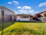 https://images.listonce.com.au/custom/160x/listings/45-mccarron-parade-essendon-vic-3040/005/01864005_img_09.jpg?QhUq7j2cODU