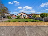 https://images.listonce.com.au/custom/160x/listings/45-mccarron-parade-essendon-vic-3040/005/01864005_img_11.jpg?iNNET9motoA