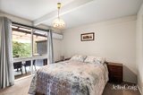 https://images.listonce.com.au/custom/160x/listings/45-meadowlark-lane-mooroolbark-vic-3138/094/01902094_img_06.jpg?3OG9uGfPCdo