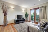 https://images.listonce.com.au/custom/160x/listings/45-melview-drive-ringwood-north-vic-3134/631/00168631_img_06.jpg?kc_g1X9F2b8