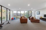 https://images.listonce.com.au/custom/160x/listings/45-molesworth-street-kew-vic-3101/586/00772586_img_07.jpg?d5EHvOPuroo