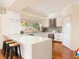 https://images.listonce.com.au/custom/160x/listings/45-nelson-road-lilydale-vic-3140/489/01529489_img_05.jpg?l6KE9At_h5c