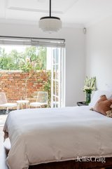 https://images.listonce.com.au/custom/160x/listings/45-osborne-street-south-yarra-vic-3141/924/01818924_img_10.jpg?BzoTfLsC53o