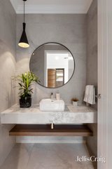 https://images.listonce.com.au/custom/160x/listings/45-smiths-road-templestowe-vic-3106/580/01937580_img_14.jpg?rcAGHYkG5Ts
