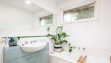 https://images.listonce.com.au/custom/160x/listings/45-sunray-avenue-cheltenham-vic-3192/317/01910317_img_05.jpg?B66QEGh08WY