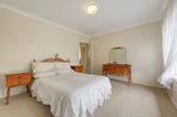 https://images.listonce.com.au/custom/160x/listings/45-tracey-street-doncaster-east-vic-3109/316/00210316_img_05.jpg?2fEyiS4CfN8