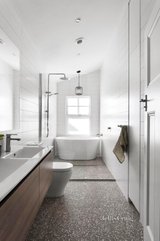 https://images.listonce.com.au/custom/160x/listings/45-victoria-road-northcote-vic-3070/296/01404296_img_10.jpg?YKX9aVmuehY
