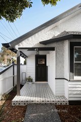 https://images.listonce.com.au/custom/160x/listings/45-victoria-road-northcote-vic-3070/296/01404296_img_12.jpg?KEMrzX4DQrc