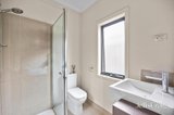 https://images.listonce.com.au/custom/160x/listings/450-blenheim-road-newport-vic-3015/028/01991028_img_08.jpg?ypIlLYfPw0M