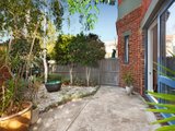 https://images.listonce.com.au/custom/160x/listings/451-southey-street-elwood-vic-3184/850/01794850_img_08.jpg?o6069nTZNT0