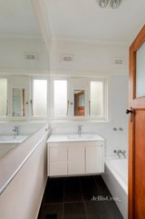 https://images.listonce.com.au/custom/160x/listings/451-waverley-road-malvern-east-vic-3145/203/01063203_img_06.jpg?6hXC6eFvV2w