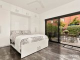 https://images.listonce.com.au/custom/160x/listings/4515-beach-street-port-melbourne-vic-3207/019/01088019_img_12.jpg?m0kYDNzFIFE