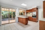 https://images.listonce.com.au/custom/160x/listings/4515-canterbury-road-vermont-vic-3133/764/01486764_img_04.jpg?amSGDjUFCIY