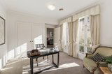 https://images.listonce.com.au/custom/160x/listings/452-alfred-street-kew-vic-3101/112/00681112_img_06.jpg?ip4o2zYqUXI