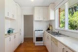 https://images.listonce.com.au/custom/160x/listings/452-pakington-street-kew-vic-3101/293/01639293_img_04.jpg?40If8EGxlKA