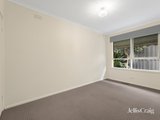https://images.listonce.com.au/custom/160x/listings/453-yarra-street-heidelberg-vic-3084/623/01916623_img_06.jpg?V2qW5OfrOQo