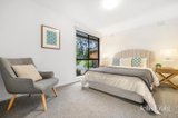 https://images.listonce.com.au/custom/160x/listings/455-new-street-ringwood-vic-3134/842/01947842_img_06.jpg?lIVAbhVMvXg