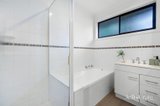 https://images.listonce.com.au/custom/160x/listings/455-new-street-ringwood-vic-3134/842/01947842_img_07.jpg?dvR4VZnAY60