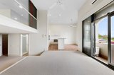 https://images.listonce.com.au/custom/160x/listings/456-beach-road-hampton-vic-3188/560/01933560_img_04.jpg?koyEq19_-F4
