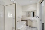 https://images.listonce.com.au/custom/160x/listings/4565-whitehorse-road-mitcham-vic-3132/062/00341062_img_03.jpg?3iuVgF99B78