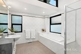 https://images.listonce.com.au/custom/160x/listings/459-king-street-west-melbourne-vic-3003/429/01822429_img_08.jpg?K_WXy_mZk8Q