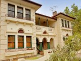 https://images.listonce.com.au/custom/160x/listings/459-shelley-street-elwood-vic-3184/008/01794008_img_01.jpg?TJJY_H9yLpM