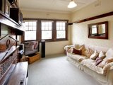 https://images.listonce.com.au/custom/160x/listings/459-shelley-street-elwood-vic-3184/008/01794008_img_05.jpg?7UiR6HdvEfA